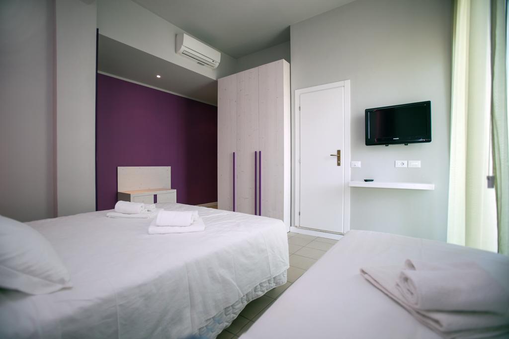 Hotel Stanchini Bellaria-Igea Marina Exteriör bild