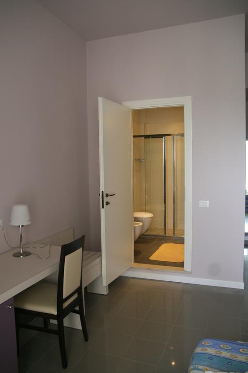 Hotel Stanchini Bellaria-Igea Marina Exteriör bild