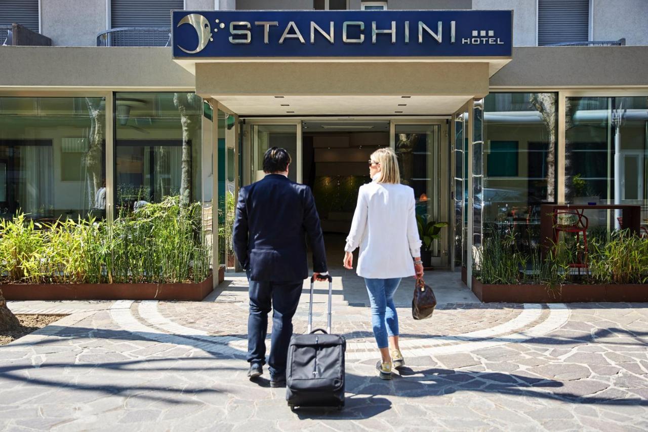 Hotel Stanchini Bellaria-Igea Marina Exteriör bild
